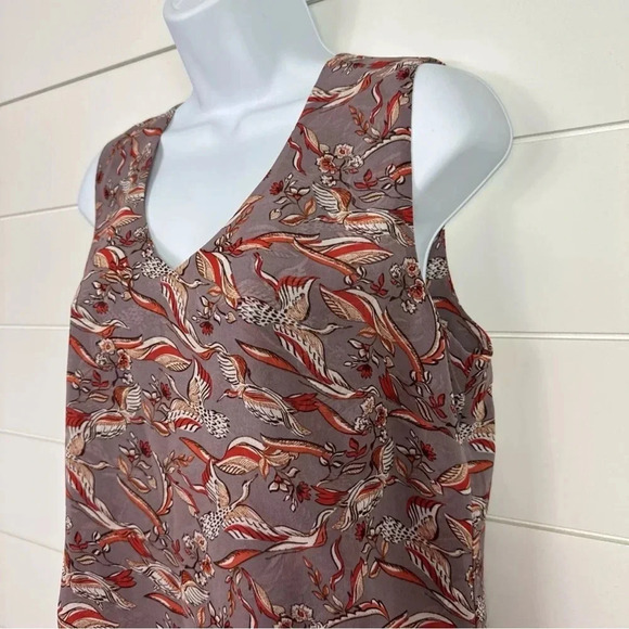 CAbi #3611 Mauve Purple Good Luck Bird Print Sleeveless Blouse sz XS - Picture 8 of 13